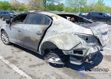 2015 Buick Lacrosse Leather из США, поврежденный, VIN 1G4GB5G34FF183619